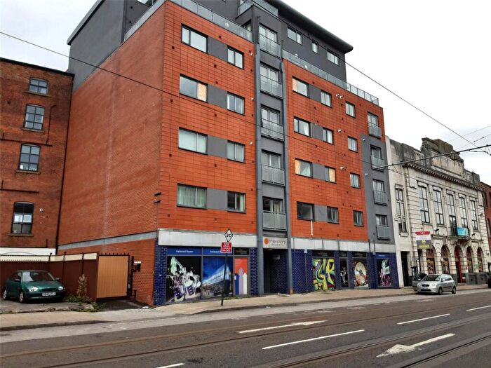 1 Bedroom Flat For Sale In Union Street, Oldham, Greater Manchester, OL1