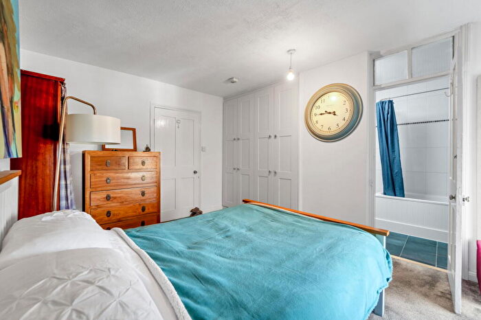 1 Bedroom Flat For Sale In Coley Hill, Reading, RG1