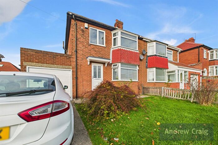 3 Bedroom Semi-Detached House For Sale In The Broadway, High Barnes, Sunderland, SR4