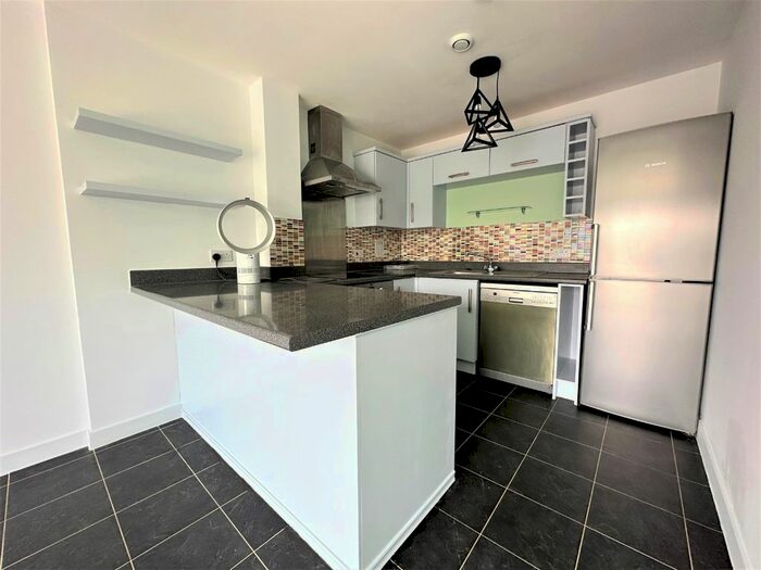 2 Bedroom Flat To Rent In Axis House, Lewisham High Street, SE13