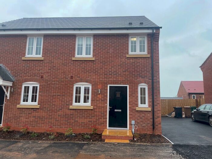 3 Bedroom Semi-Detached House To Rent In Myrtle Avenue, Mickleover, Derby, DE3