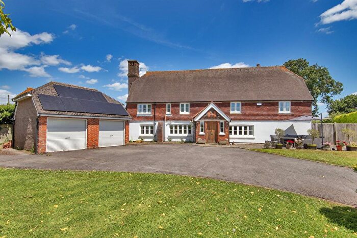 4 Bedroom Detached House For Sale In Riding Lane, Hildenborough, Tonbridge, TN11