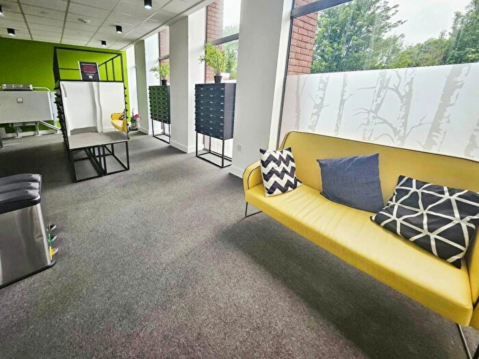 1 Bedroom Apartment For Sale In Westpoint Chester Road, Old Trafford, M16