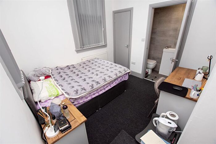 11 Bedroom Property To Rent In Oakfield Road, Selly Park, Birmingham, B29
