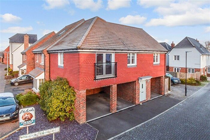 2 Bedroom Property For Sale In Song Thrush Drive, Ashford, Kent, TN25