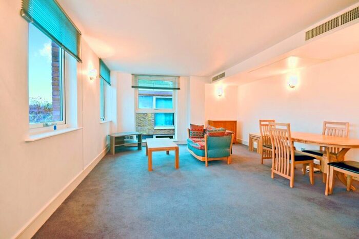 2 Bedroom Flat To Rent In Cinnabar Wharf West, Wapping High Street, London, E1W