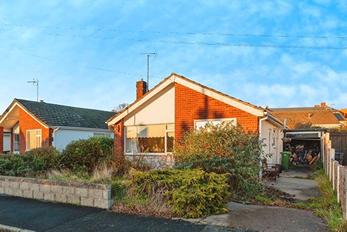2 Bedroom Bungalow For Sale In The Meadows, Prestatyn, Denbighshire, LL19
