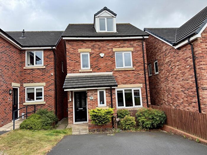 4 Bedroom Detached House For Sale In Truno Close, Blackpool, Lancashire, FY3