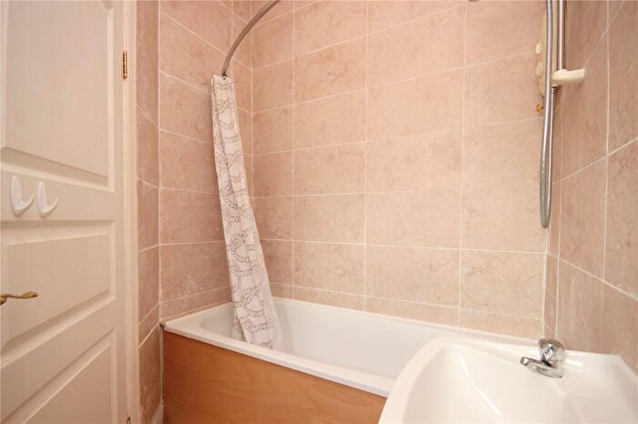 2 Bedroom Bungalow To Rent In Filton Avenue, Filton, Bristol, BS34