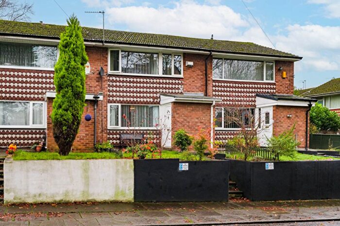 3 Bedroom Terraced House To Rent In Duncan Street, Salford, M7