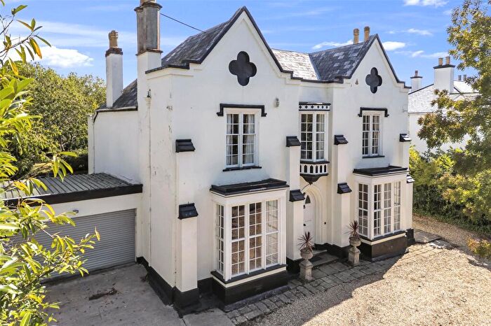5 Bedroom Detached House For Sale In Exeter Road, Honiton, Devon, EX14