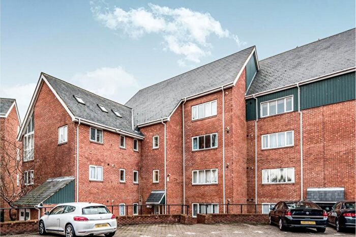2 Bedroom Apartment To Rent In Heron Quay, Bedford, MK40