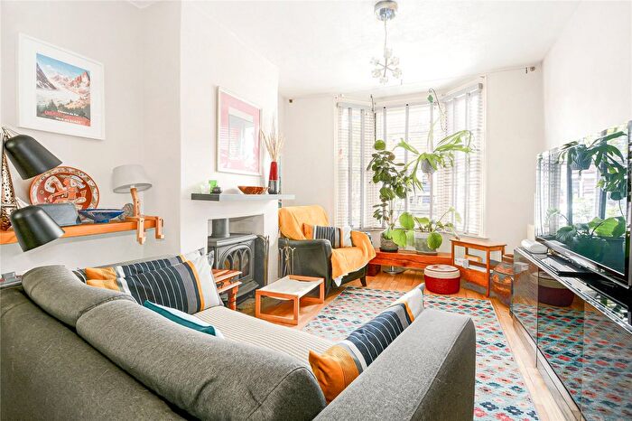 2 Bedroom Terraced House For Sale In Chingford Road, Walthamstow, London, E17