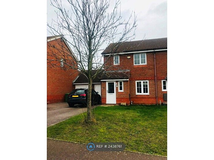 3 Bedroom Semi-Detached House To Rent In Ferndale, Yaxley, Peterborough, PE7