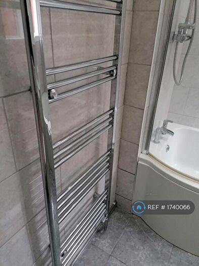 1 Bedroom Flat To Rent In Croft Road, Benfleet, SS7
