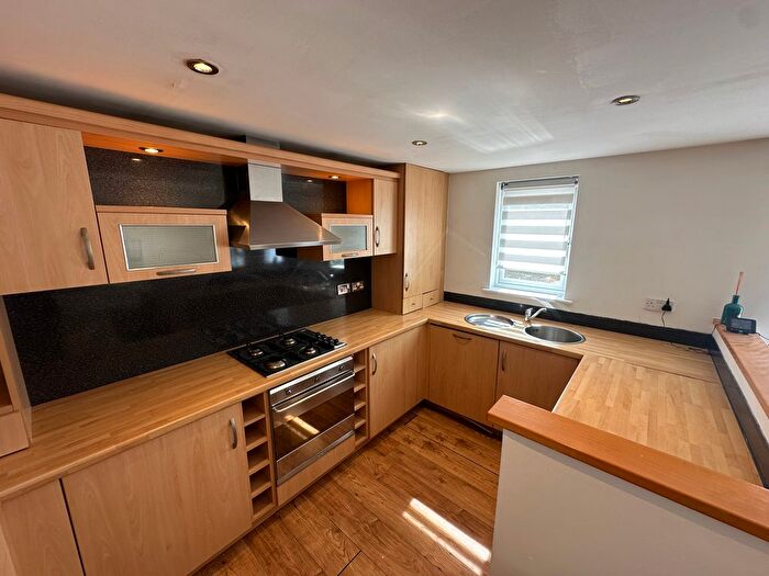 2 Bedroom Flat To Rent In Ellerman Road, Liverpool, L3