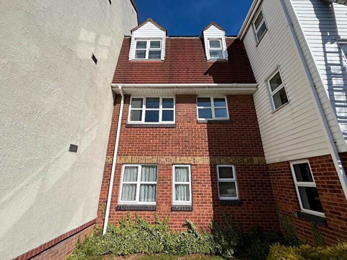 2 Bedroom Flat To Rent In Frobisher Way, SS3