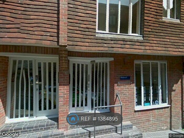 1 Bedroom Flat To Rent In St. Clement Street, Winchester, SO23