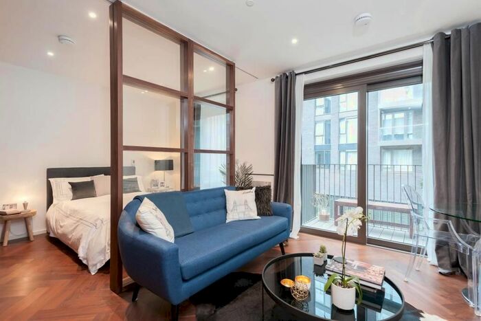 1 Bedroom Studio To Rent In New Union Square, London, SW11