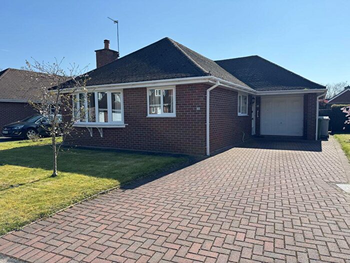 2 Bedroom Bungalow For Sale In Ravenscroft, CW4