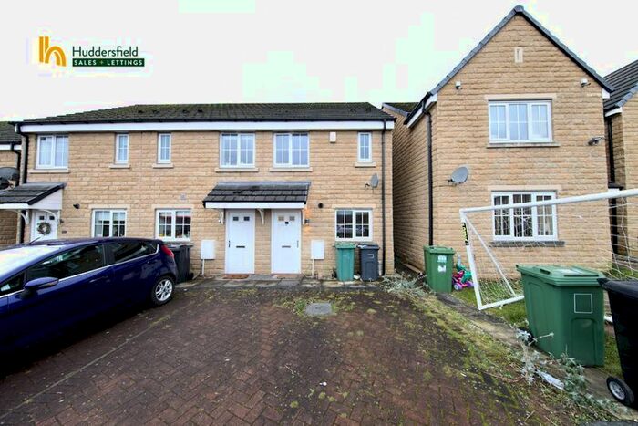 2 Bedroom Terraced House To Rent In Hops Drive, Huddersfield, HD1