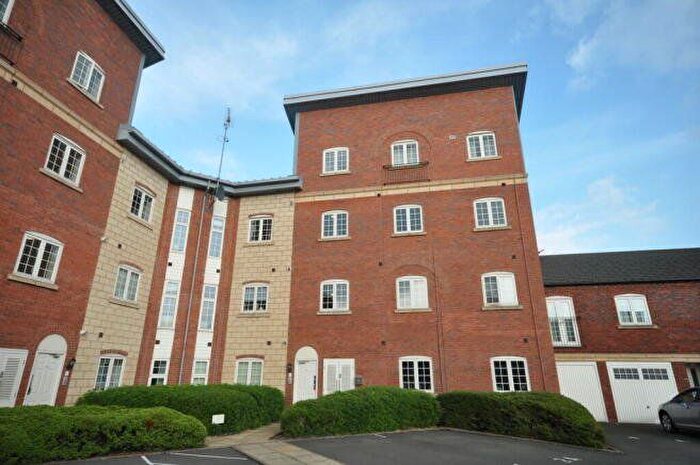 1 Bedroom Flat For Sale In Evershed Way, Burton-On-Trent, Staffordshire, DE14