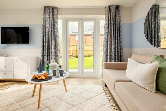 3 Bedroom Detached House For Sale In Tamworth Road, Keresley, CV7