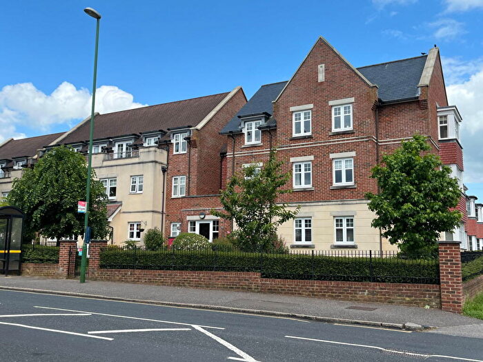 2 Bedroom Retirement Property For Sale In Clarence Court, Brighton Road, Horsham, RH13