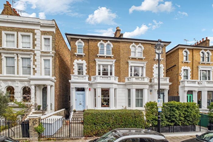 6 Bedroom Semi-Detached House For Sale In Leamington Road Villas, Notting Hill, W11