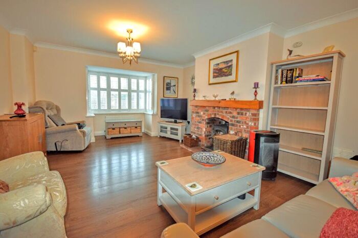 3 Bedroom Detached Bungalow For Sale In South Road, Tetford, LN9
