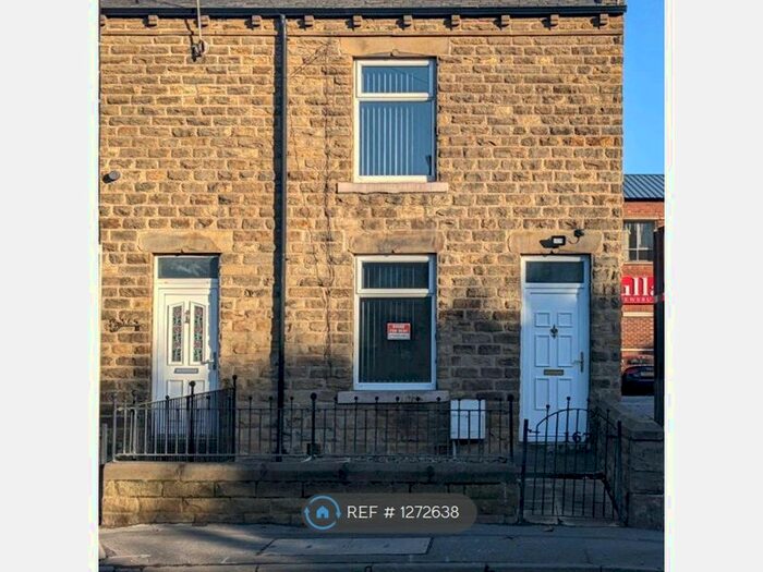 2 Bedroom End Of Terrace House To Rent In Slaithwaite Road, Dewsbury WF12