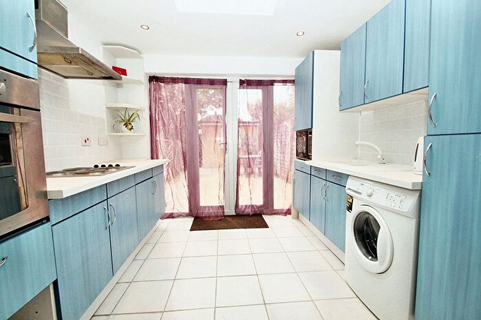 3 Bedroom Terraced House To Rent In Ivanhoe Close, Uxbridge, UB8