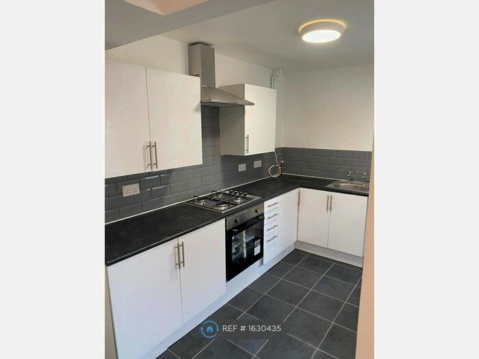 3 Bedroom Terraced House To Rent In Peter Street, Wallasey, CH44