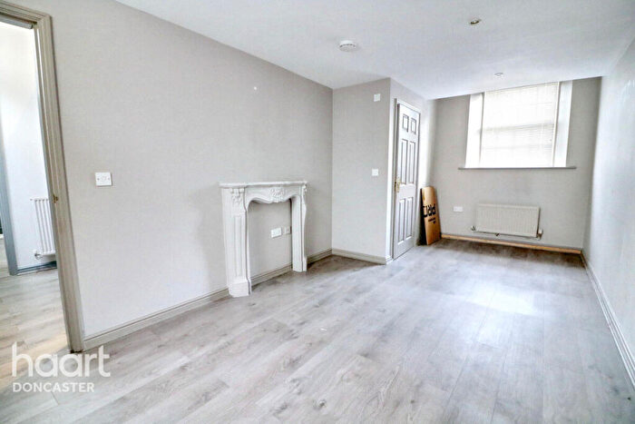 2 Bedroom Barn Conversion For Sale In Stable Gardens, Sprotbrough, Doncaster, DN5