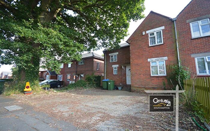 5 Bedroom Semi-Detached House To Rent In |Ref: |, Mayfield Road, Southampton, SO17
