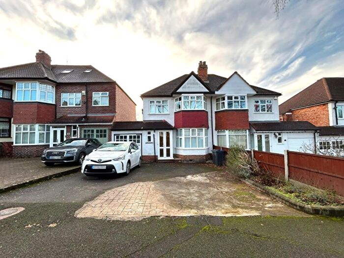 3 Bedroom Semi Detached House To Rent In Welford Road, Sutton Coldfield, West Midlands, B73