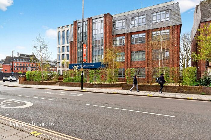 1 Bedroom Flat For Sale In Lampton Road, Hounslow, TW3