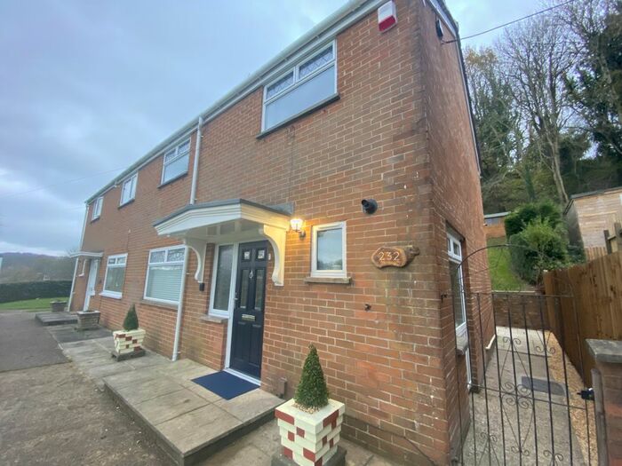 3 Bedroom End Of Terrace House To Rent In Ringland Circle, Newport, Gwent NP19