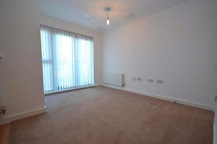 Studio To Rent In Fern Court, Cottons Approach, Romford, Essex, RM7