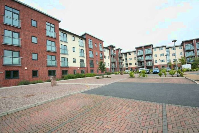 2 Bedroom Apartment To Rent In Bridgefield Court, L34