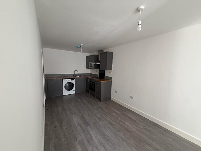 1 Bedroom Flat To Rent In Gold Street, Northampton, NN1