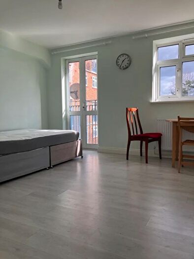 1 Bedroom Flat To Rent In London Road, Mitcham, CR4