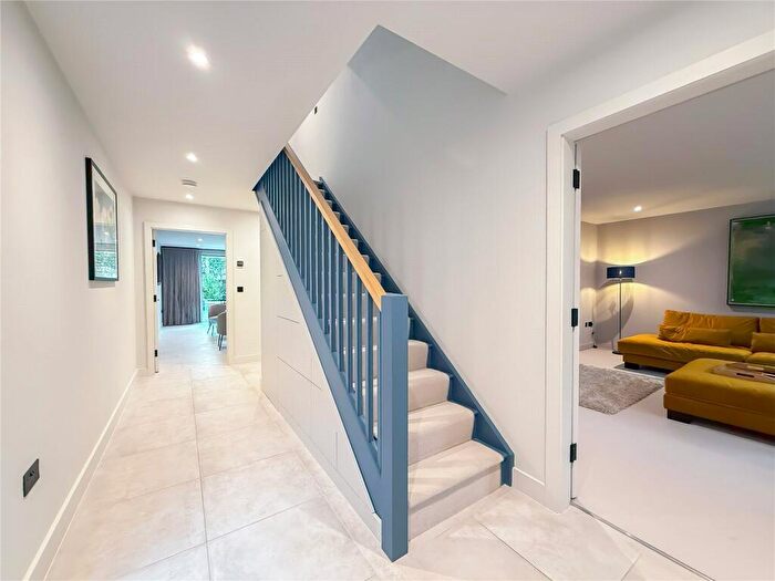 4 Bedroom Detached House For Sale In Sussex Avenue, Didsbury, M20