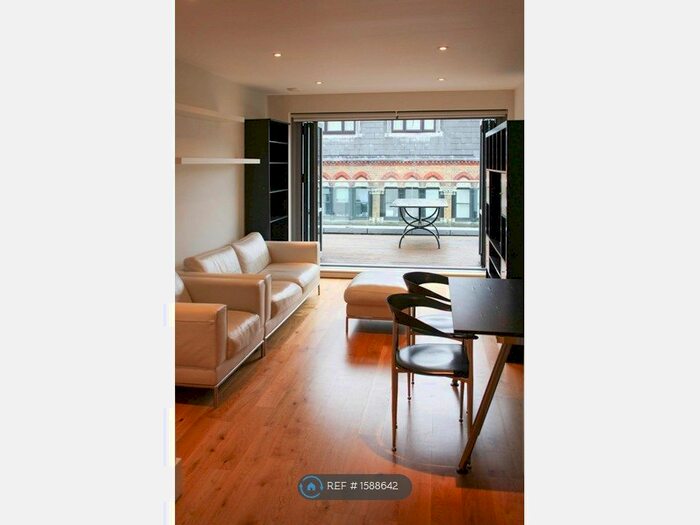 2 Bedroom Flat To Rent In City View Apartments, London, EC1N