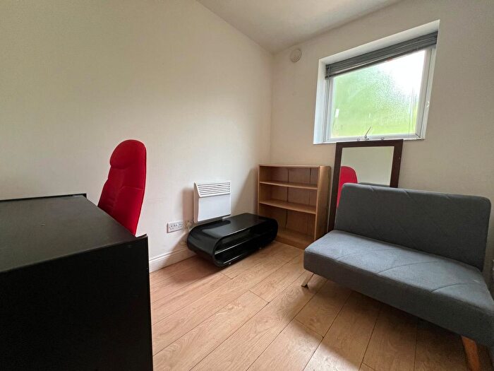 1 Bedroom Flat To Rent In Prior Deram Walk, Coventry, CV4