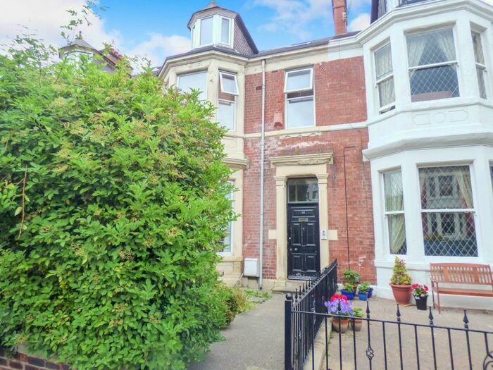2 Bedroom Flat To Rent In Kirton Park Terrace, North Shields, North Shields, Tyne And Wear, NE30