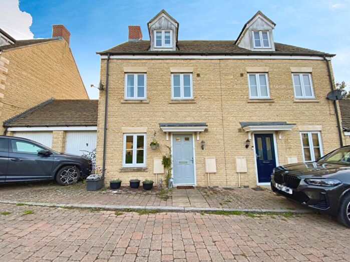 4 Bedroom Semi-Detached House For Sale In Northfield Square, Witney, Oxfordshire, OX28