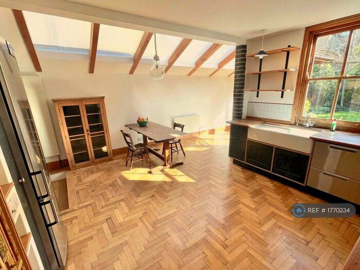 5 Bedroom Terraced House To Rent In Narford Road, London, E5