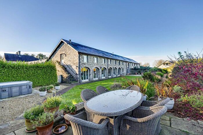 4 Bedroom Barn Conversion For Sale In Newton, Porthcawl, Bridgend County Borough, CF36