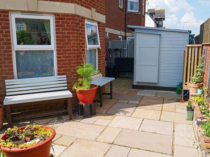 2 Bedroom Flat For Sale In Dorset Road South, Bexhill-On-Sea, TN40